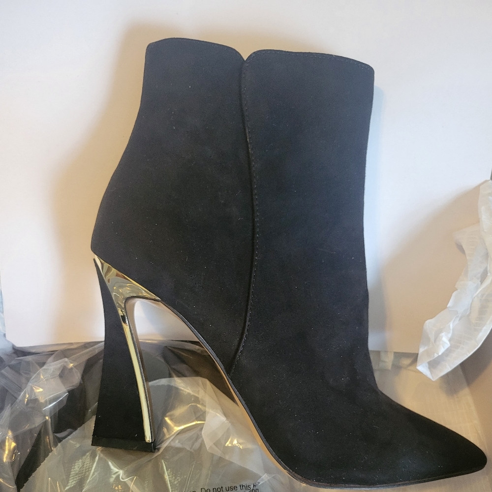 Black and Gold booties- NIB